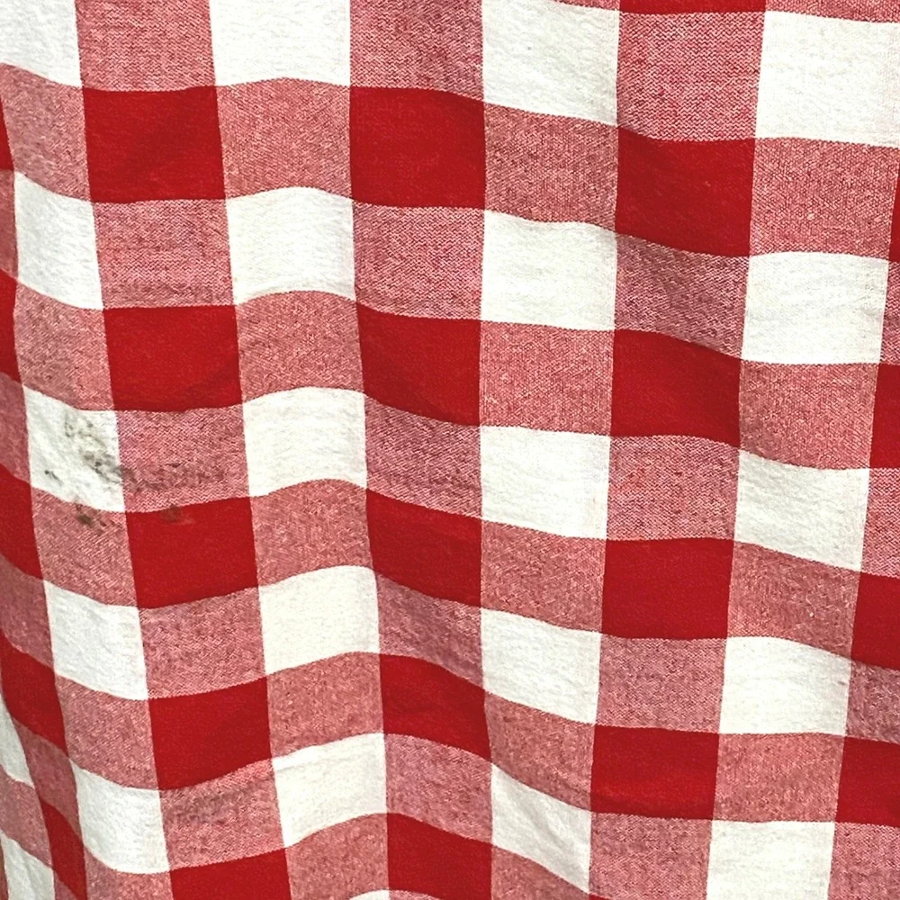 PW Pioneer Woman Red White Gingham Checkered Rectangular Tablecloth Cotton Blend